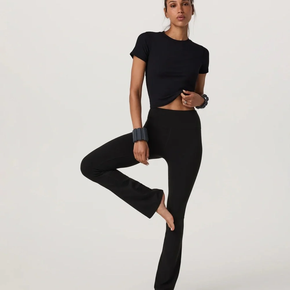 Vuori Pose Tee Small - Picture 4 of 9